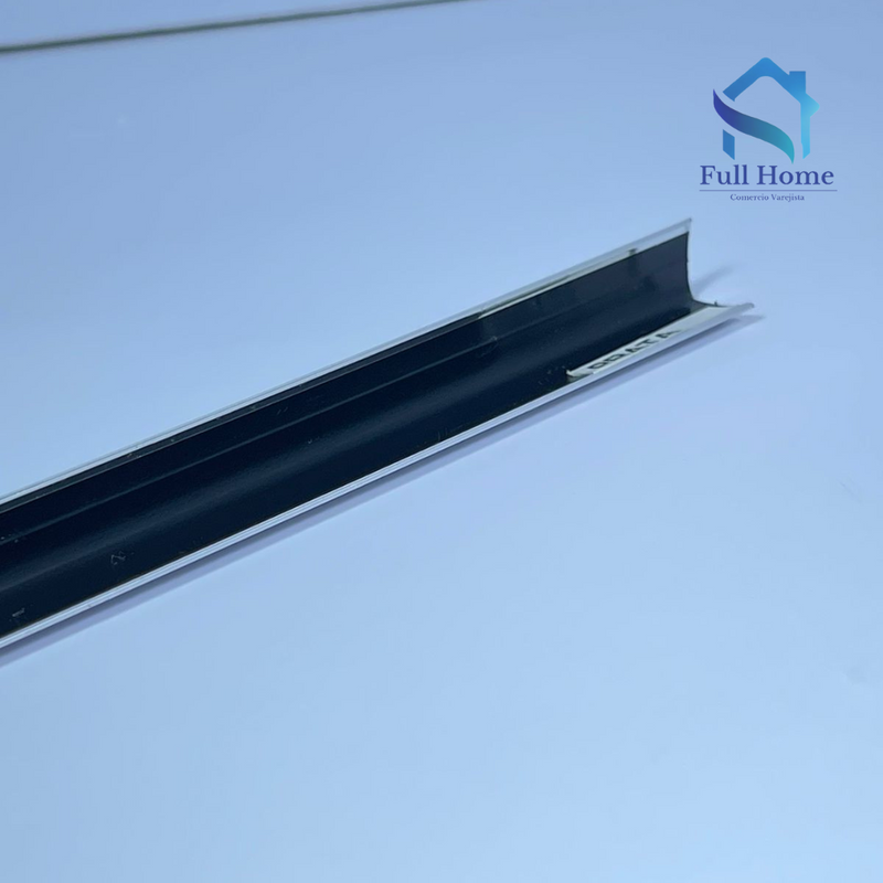 Perfil Cantoneira de PVC 15MMX15MM com fita 3M barra de 3 Metros